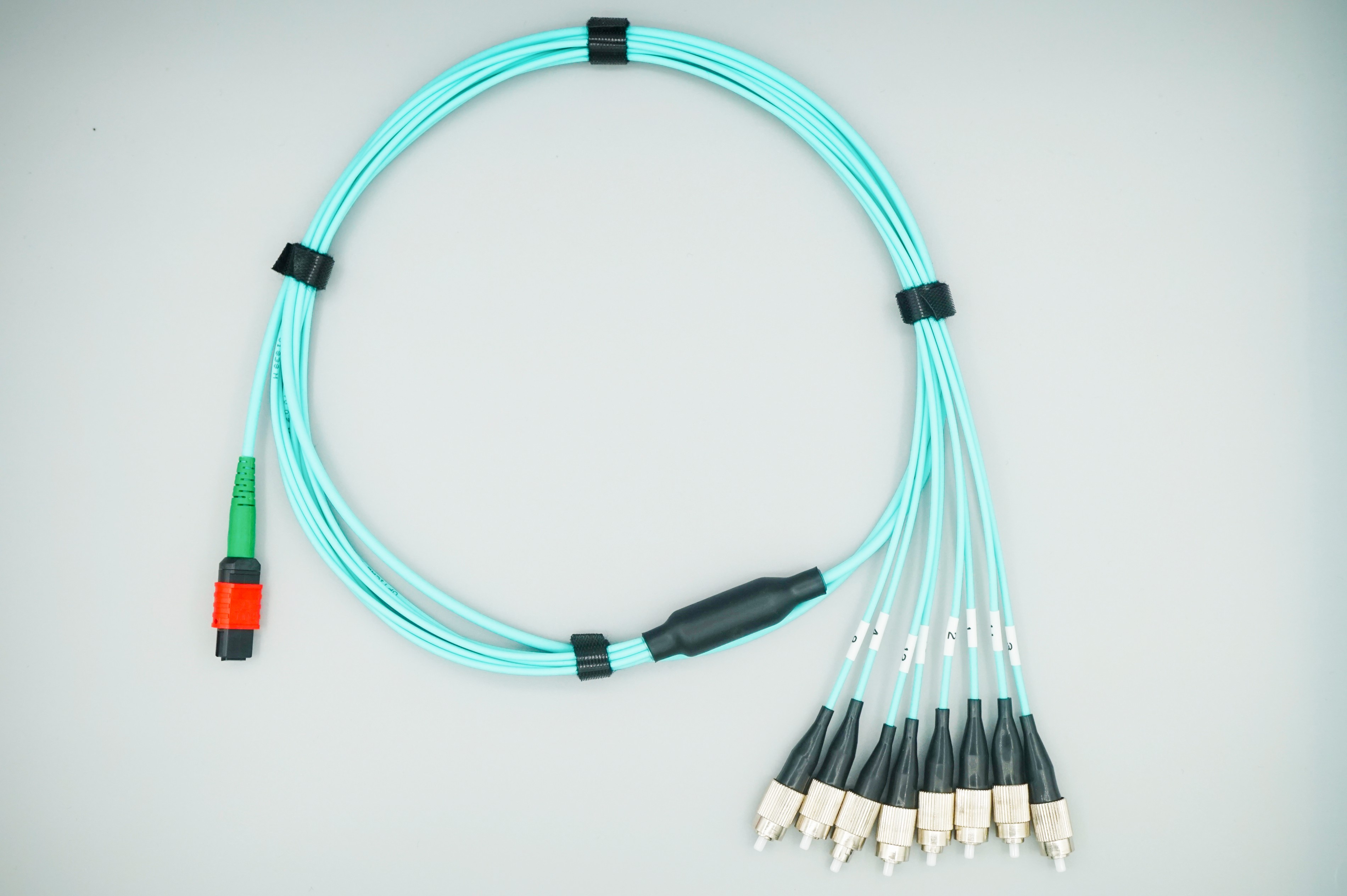 MM MNC Cable, MNC to MPO (8°),12ch